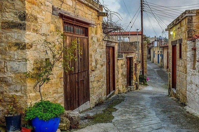Authentic Cyprus, from Paphos - Geroskipou pottery and the first look inland