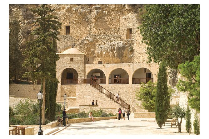 Authentic Paphos: Culture, Flavors and Traditions - Pottery, weaving, and Cypriot craft traditions