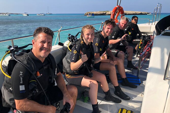 Beginners Discover Scuba Diving By Boat, Best Spot In Cyprus - The safety briefing and first underwater skills
