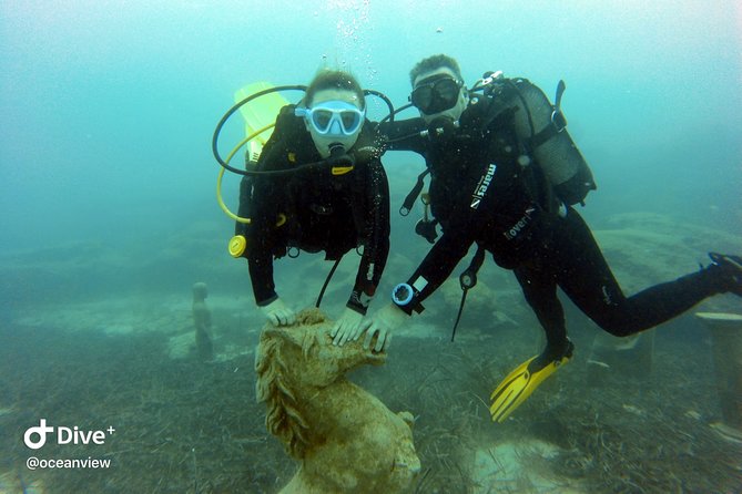 Discover Scuba diving - A good family option, with age and language limits
