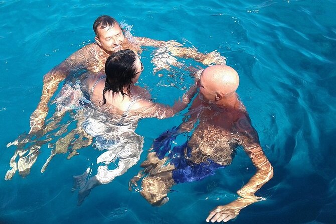 DREAM - Luxury Yacht - HUGE SLIDE - BBQ meal - 1 free drink - Sailing into the Blue Lagoon