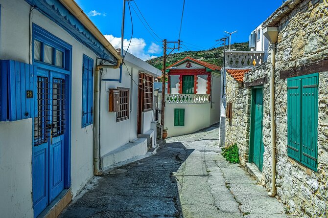 Full Day Tour in Troodos Mountains: Villages & Waterfalls - Wine tasting near Omodos
