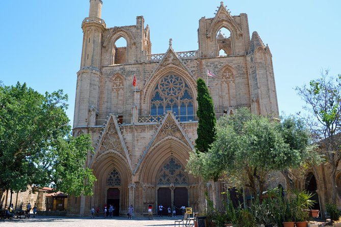 Ghost-Town Famagusta Mini Bus Tour from Protaras and Ayia Napa - Derynia viewpoint: the best introduction to Varosha