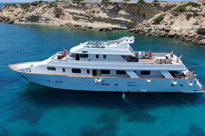 Ocean Flyer VIP Cruise from Paphos Adults Only - Transport can shape the value
