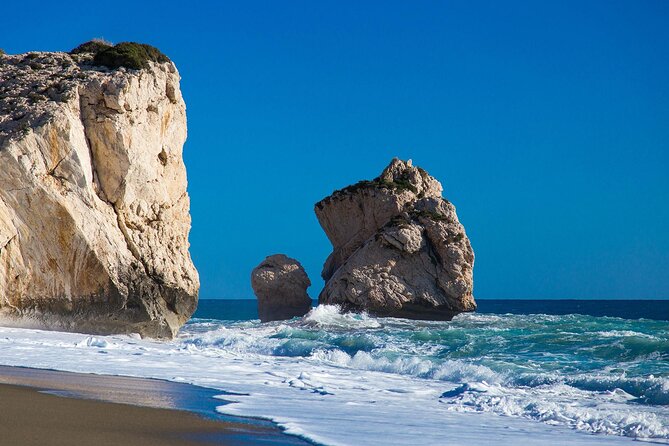 Pafos and Kourion Coach Excursion in Italian - Two hours around Paphos Harbour