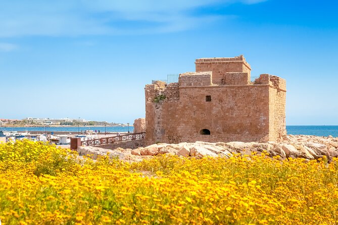 Pafos and Kourion Coach Excursion in Italian - Petra tou Romiou and the story of Aphrodite
