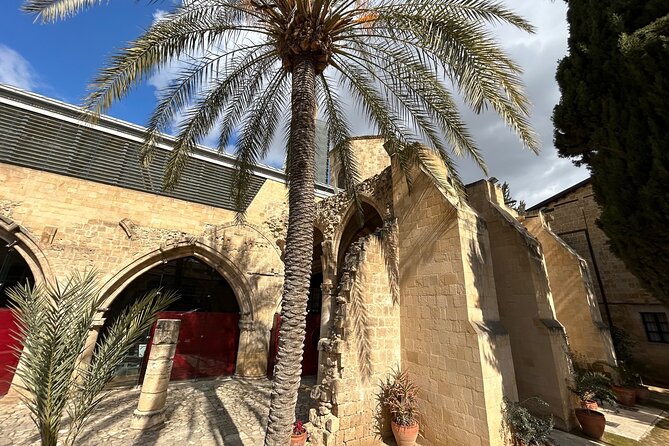 Private guided Tour of Nikosia Oldtown with Border Crossing - Ledra Street and the Green Line