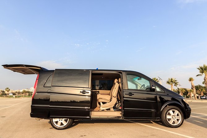 Private Transfer: Larnaca Airport to Protaras with return 1-14 pax - Luggage, mobility, and who fits best
