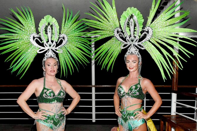 Wave Dancer Deluxe Night Cruise with Fireworks - Adults Only - What arrives at your table