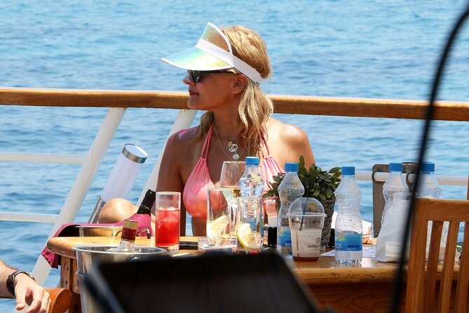 Wave Dancer Sunshine Full Day Cruise - All Inclusive - Sea Caves from the water